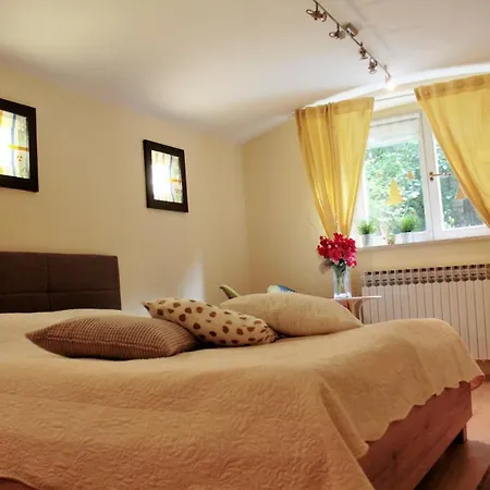 Nattache Studio Apartment Basment Zagabria Esterno foto